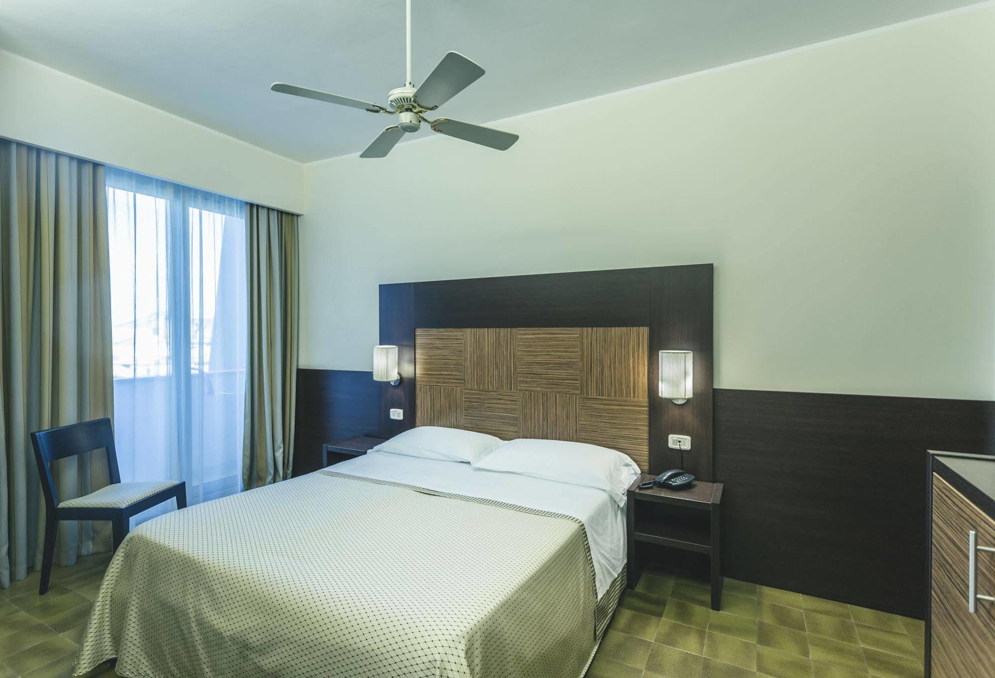 Hotel Principe Residence Vasto Exterior photo