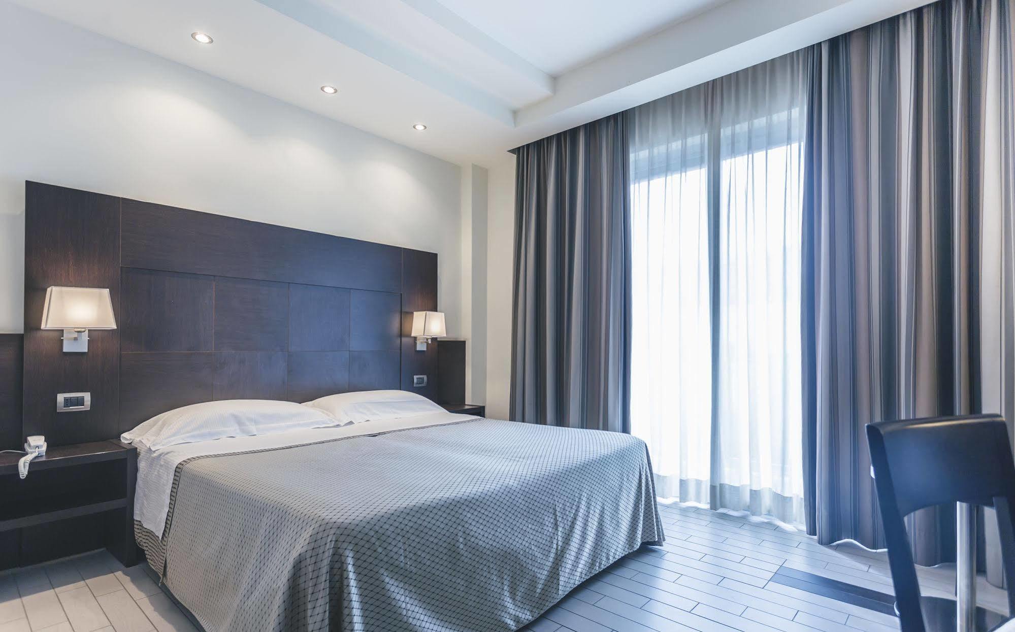 Hotel Principe Residence Vasto Exterior photo